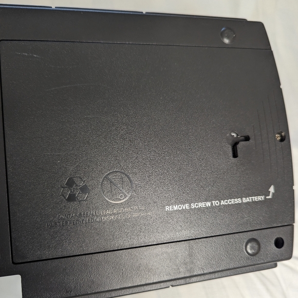 APC Back-UPS ES BE350U APC Back-UPS ES 550VA Battery Backup - Picture 9 of 9